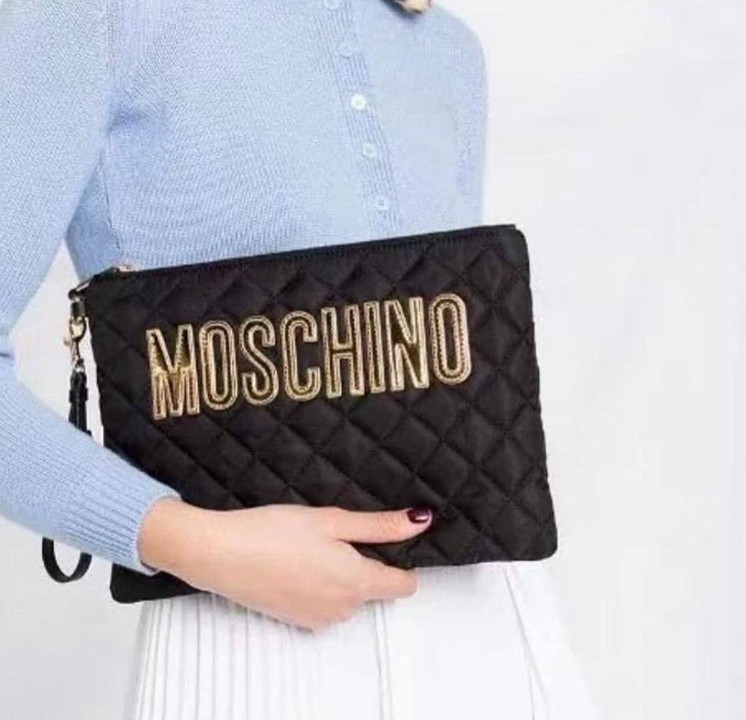 425fb731-f123-45fd-9f56-ebb997971c1b